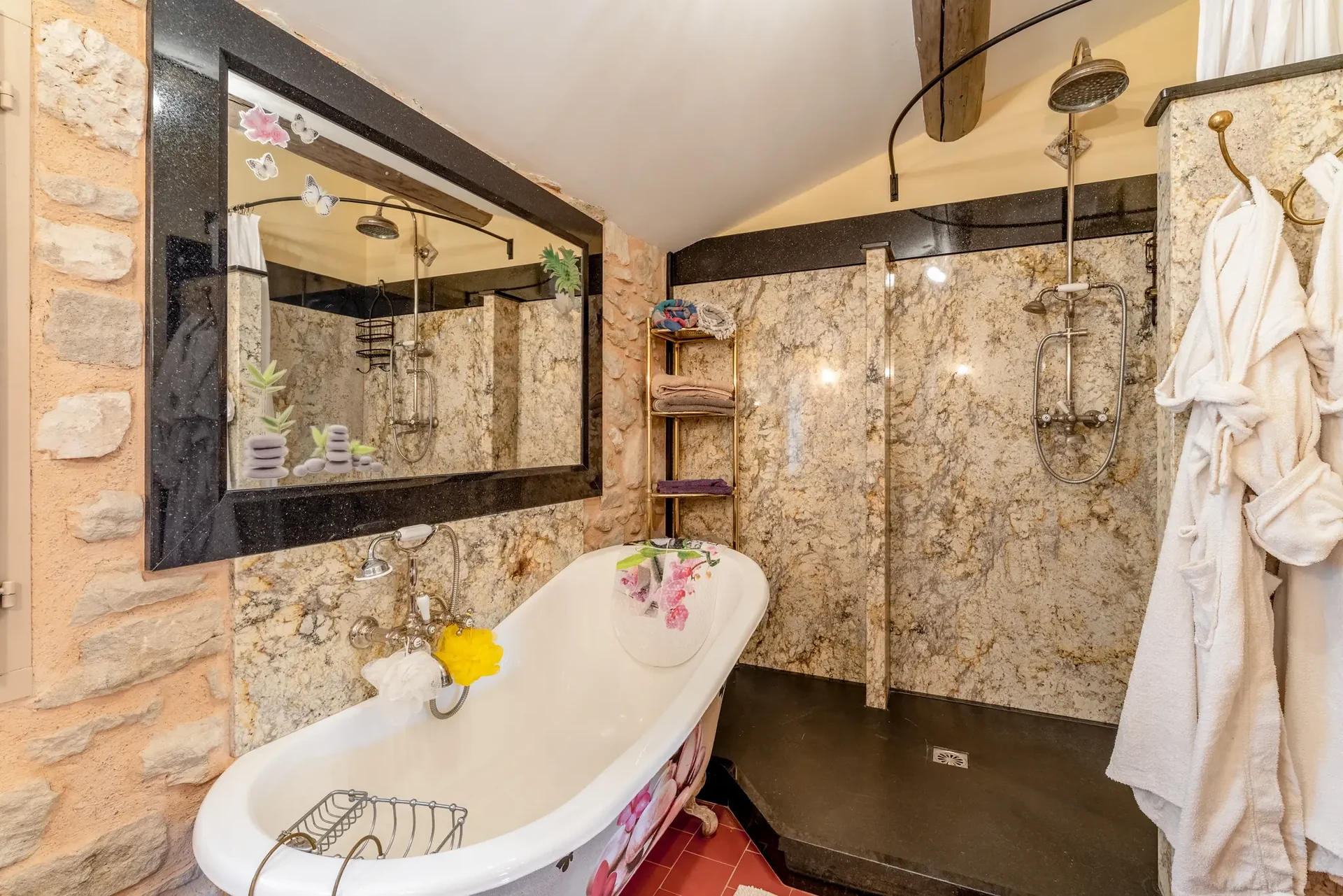 La douche et la baignoire